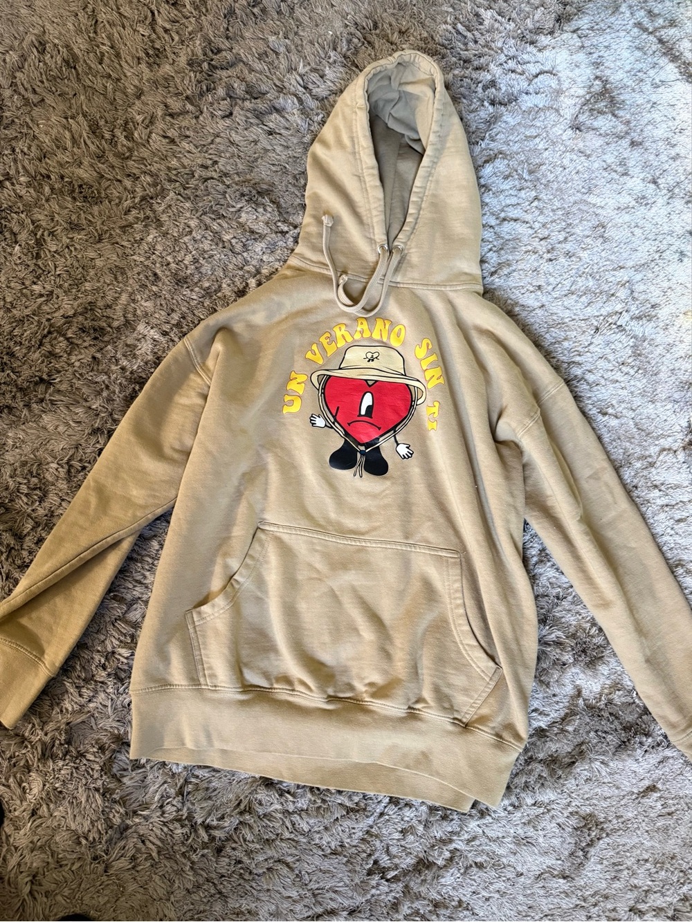 Rare Bad Bunny Hoodie Un Verano Sin Ti Heart Beach Concert Tour Sweatshirt